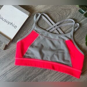 Zella girls’ strappy sports bra in grey and hot pink. Size L (10-12)